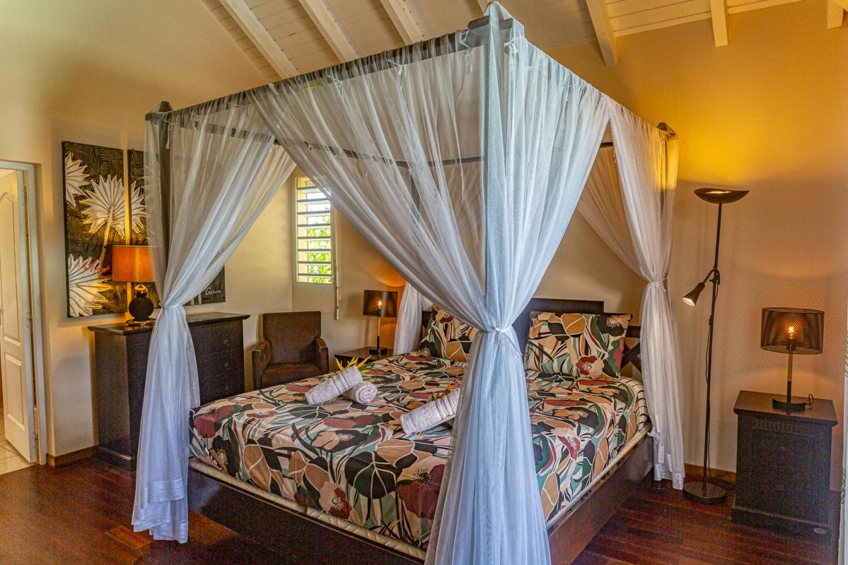 16. Location villa vue mer piscine Deshaies Guadeloupe_Suite Vue Mer des Caraibes
